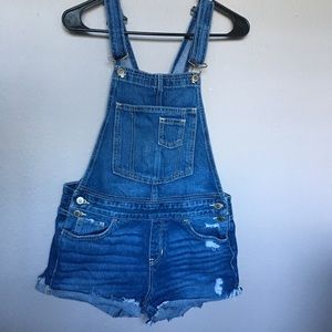 Hollister jean shorts overalls